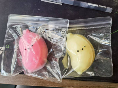 Silicone Pinch Le