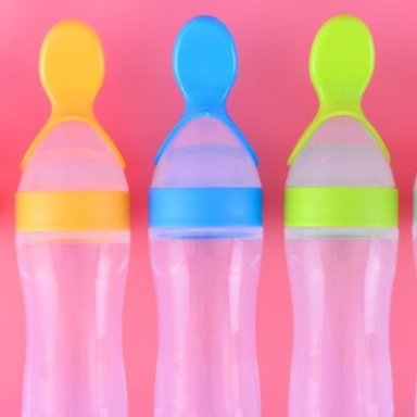 Silicone Squeeze Feeding Bottle for Infants