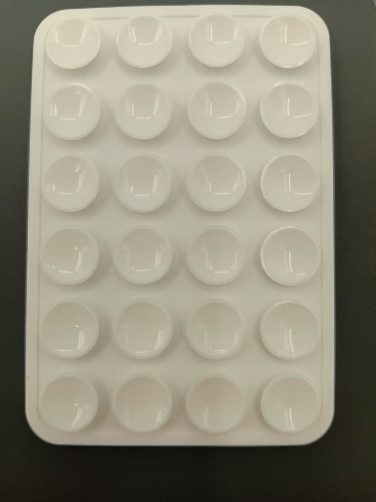 silicone suction cups