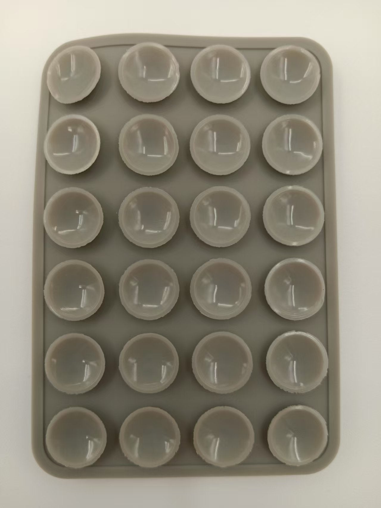 silicone suction cups