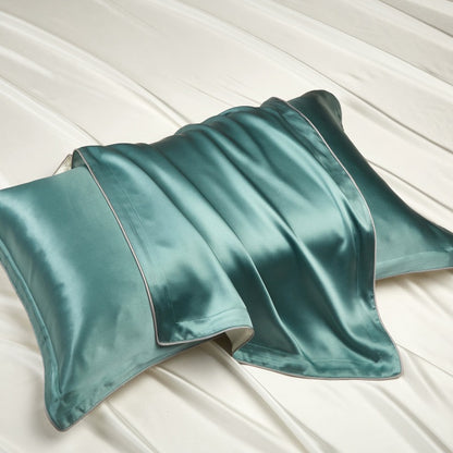 Silk pillowcase
