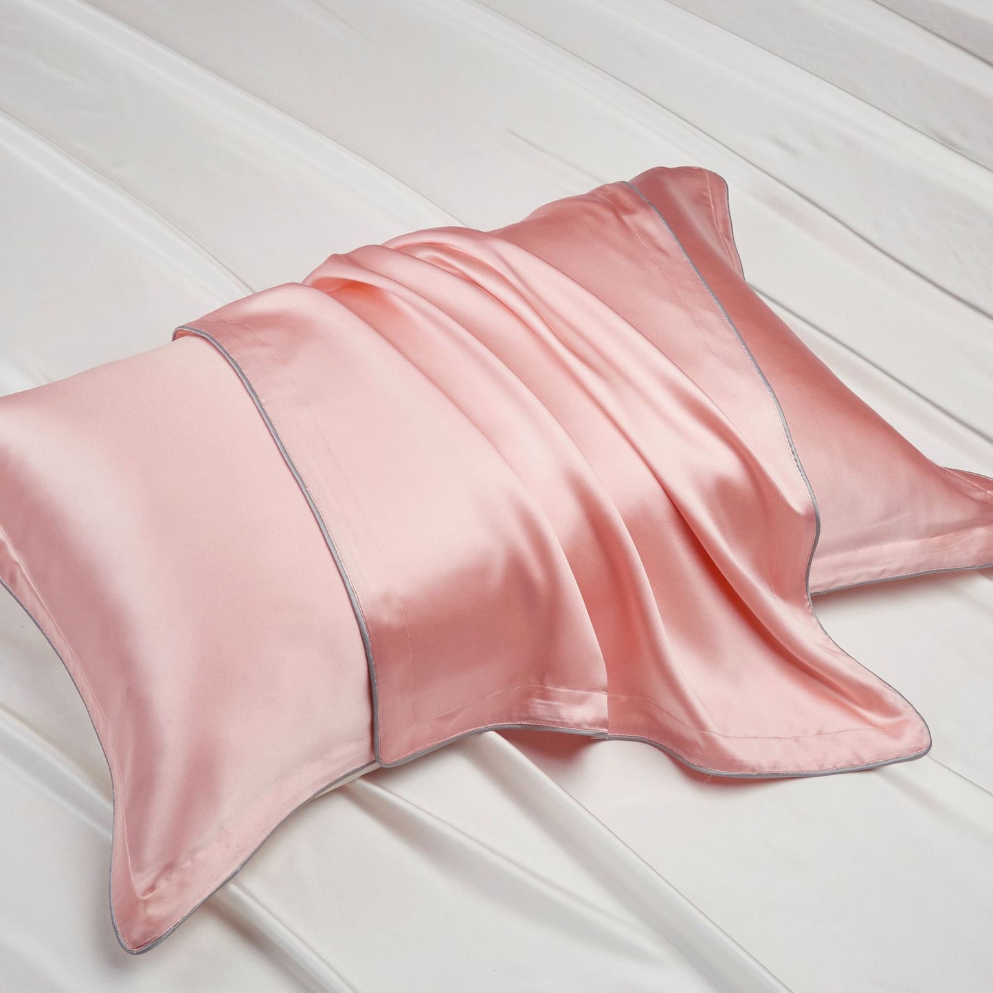 Silk pillowcase