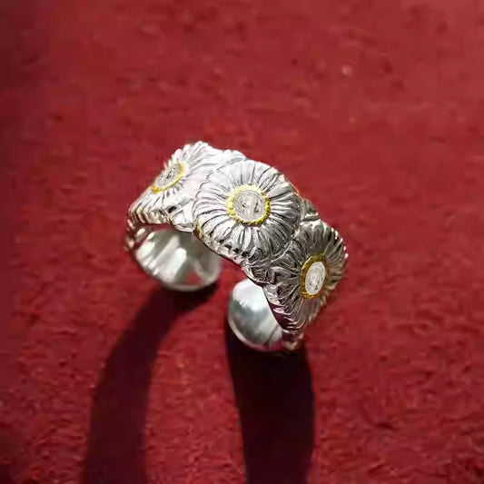 Silver Daisy Ring