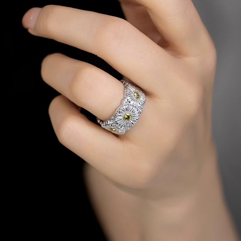 Silver Daisy Ring