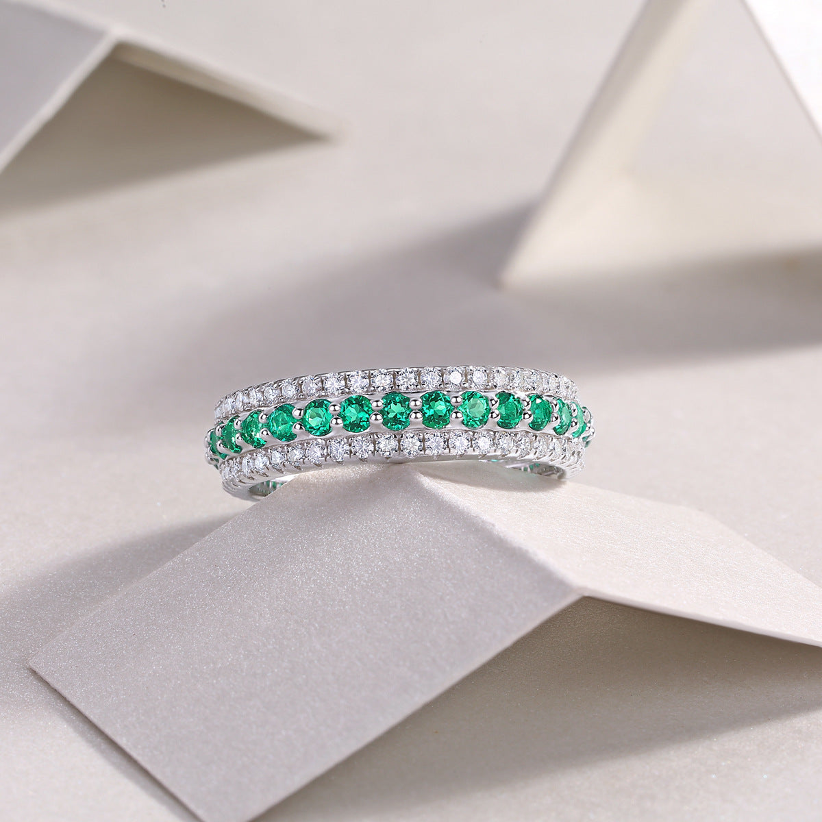 silver emerald ring