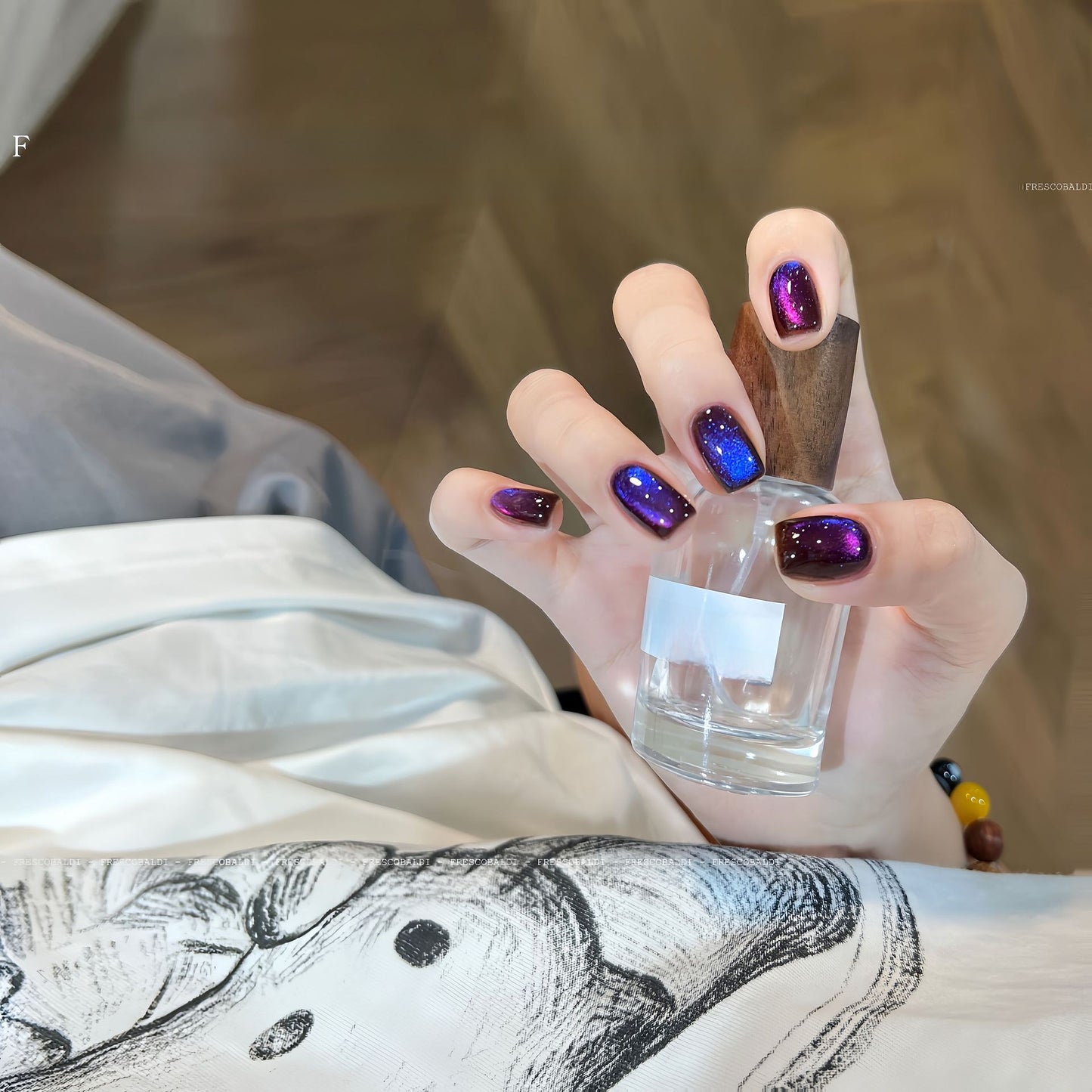 Silver Pot 5g Cat Eye Nail Polish Gel