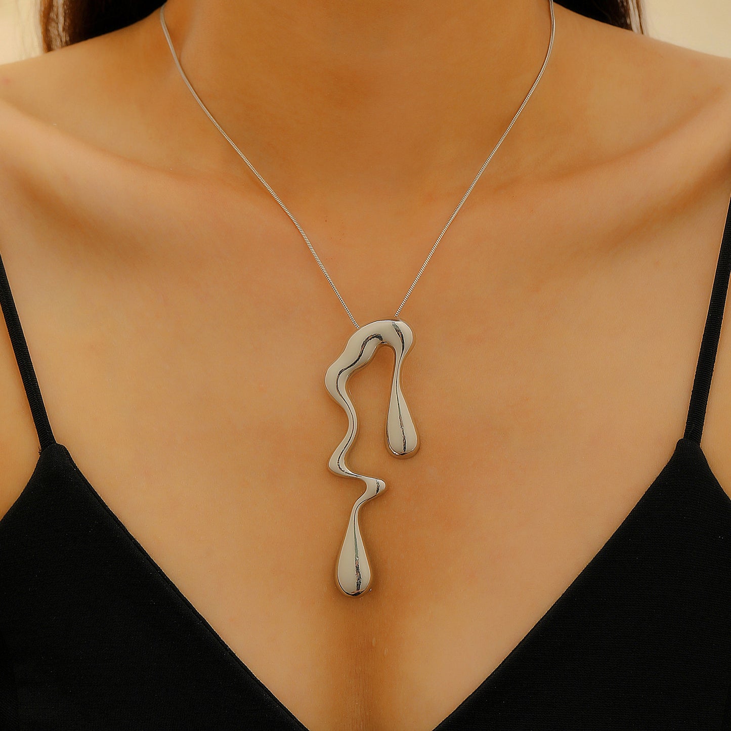 Simple alloy waterdrop earrings