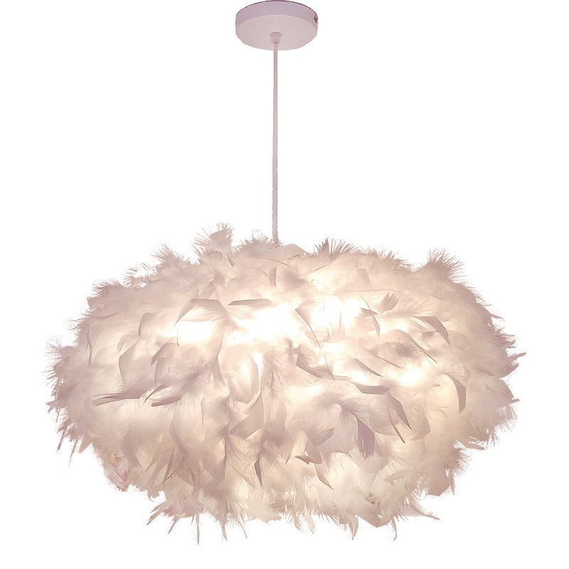 Simple and modern feather chandelier