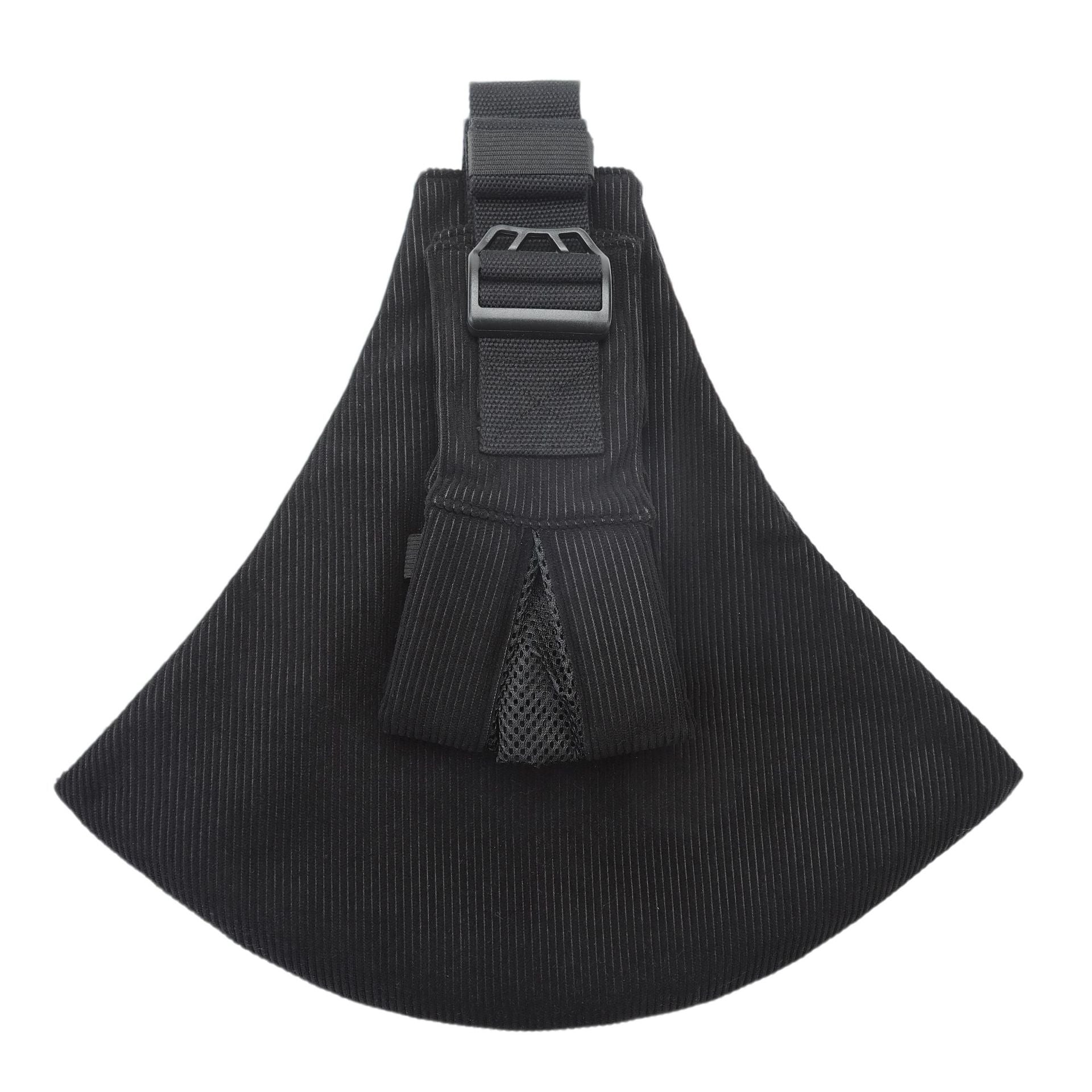 Simple and portable carrying bag
