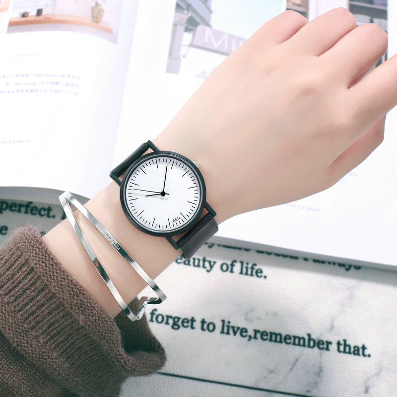 Simple and trendy sports casual watch