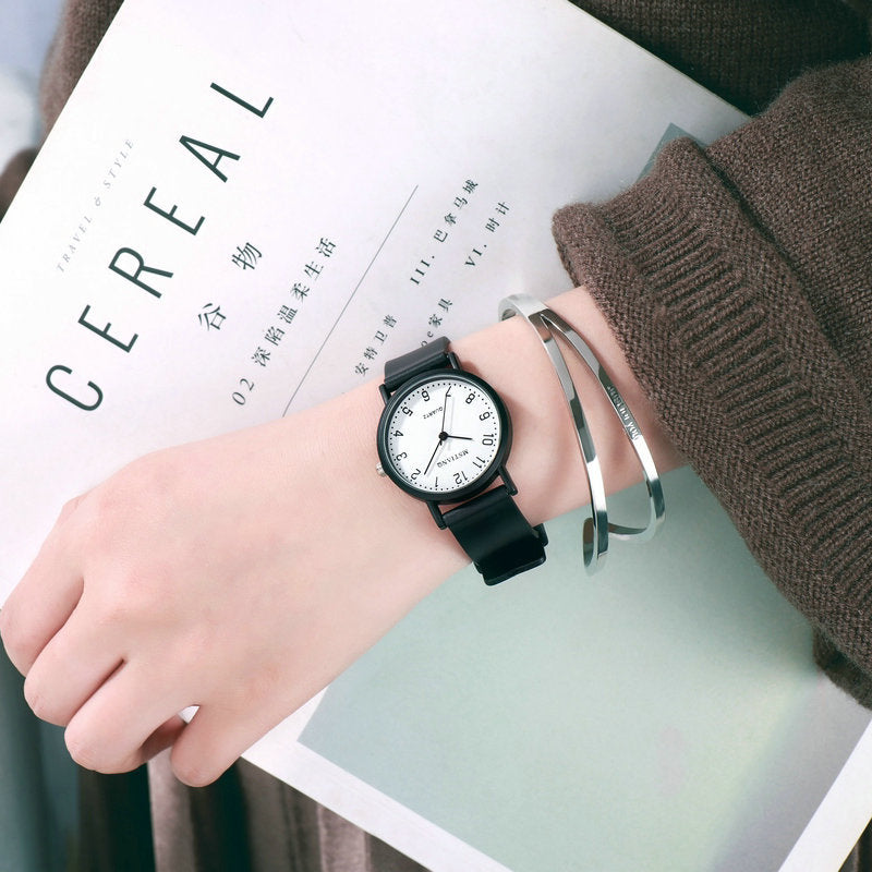 Simple and trendy sports casual watch