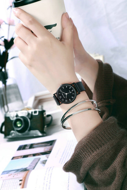 Simple and trendy sports casual watch