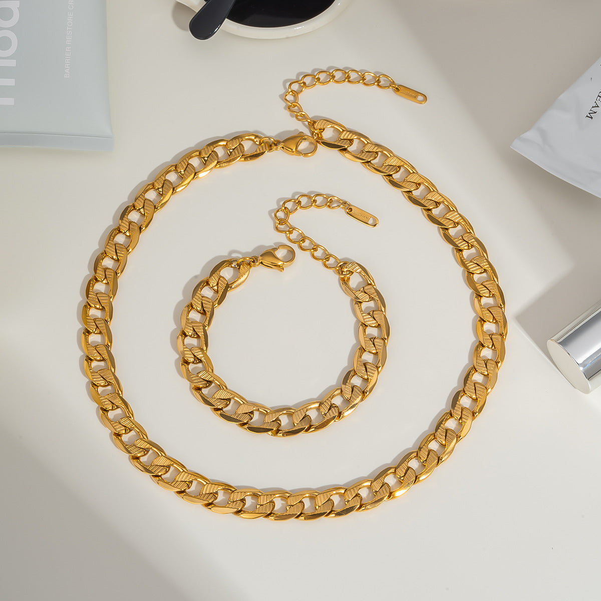 Simple basic chain necklace and bracelet