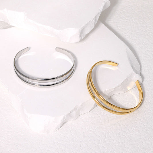Simple bracelet