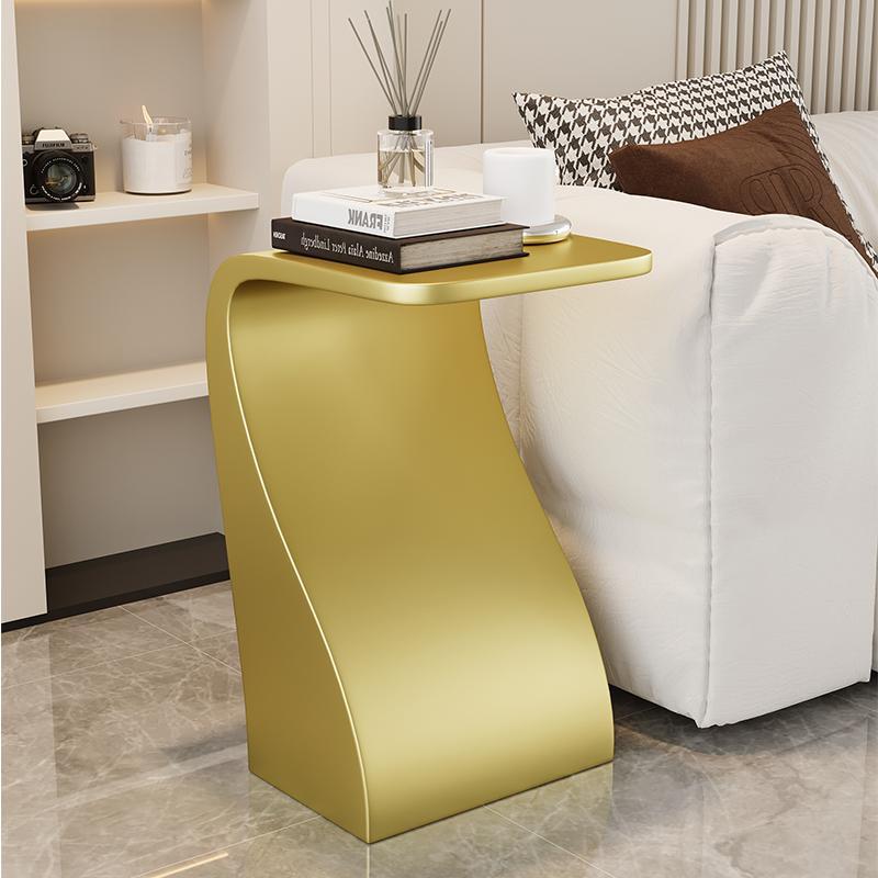Simple Creative Bedside Table