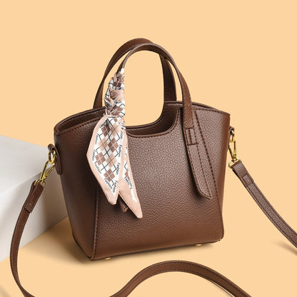 Simple crossbody bag