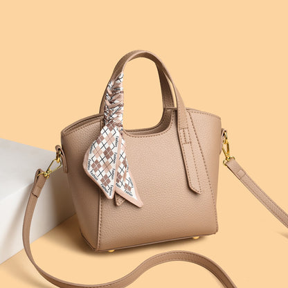 Simple crossbody bag