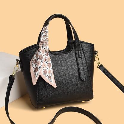Simple crossbody bag