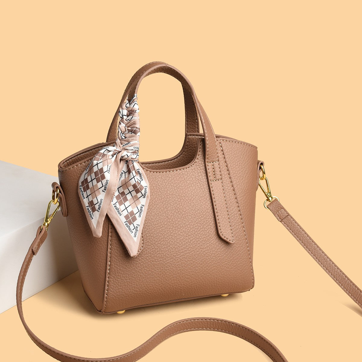 Simple crossbody bag
