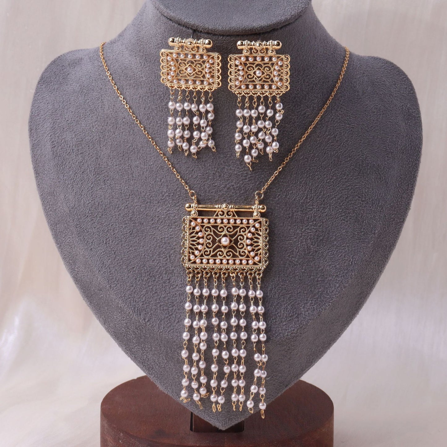 Simple Design Tassel Necklace Women's Niche Cool Simple Versatile Jewelry Set