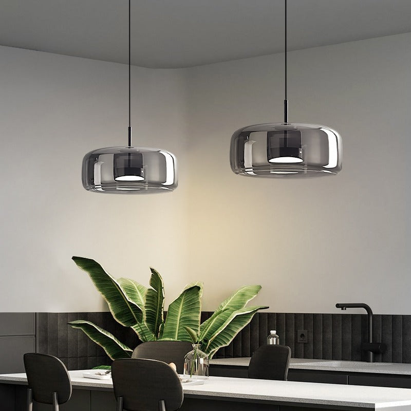 Simple glass pendant lamp