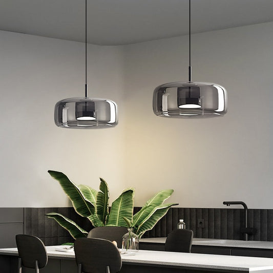 Simple glass pendant lamp