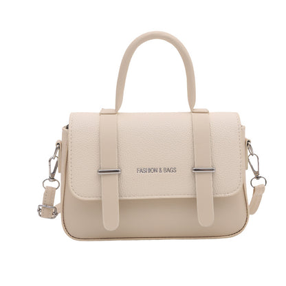 Simple hand-held small square bag