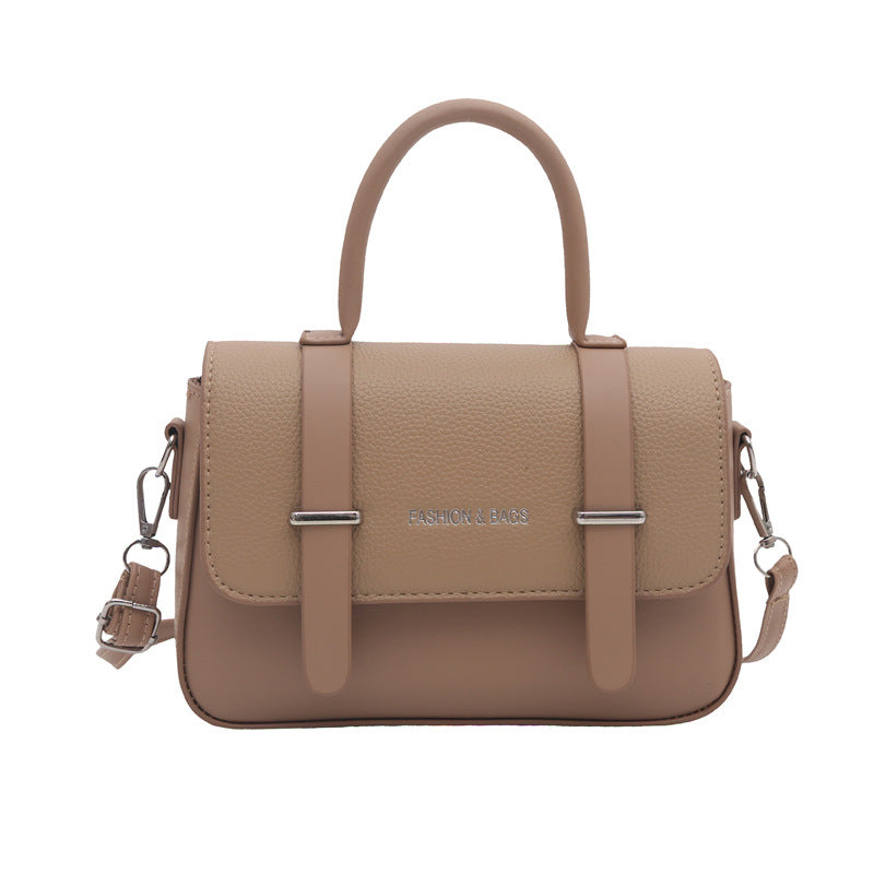 Simple hand-held small square bag