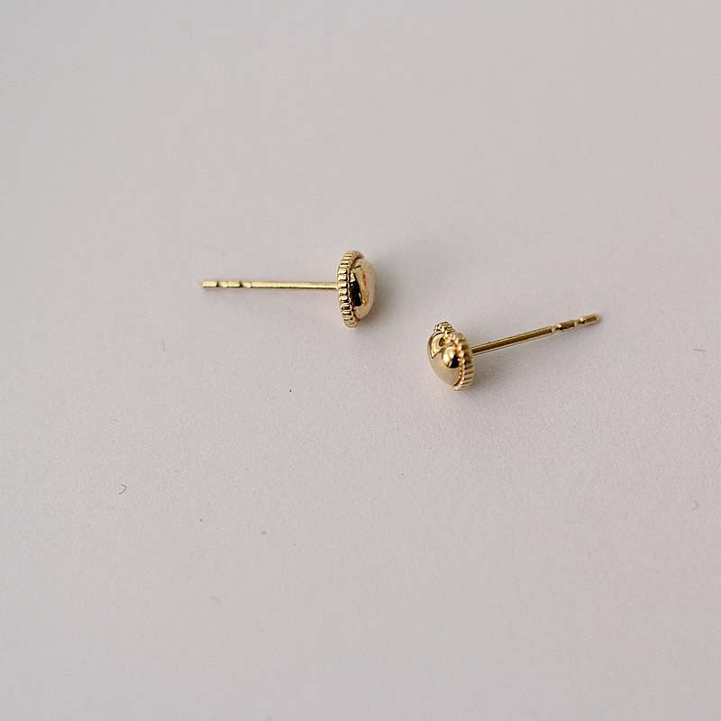 Simple Heart Gold Earrings