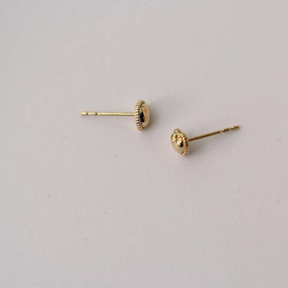 Simple Heart Gold Earrings