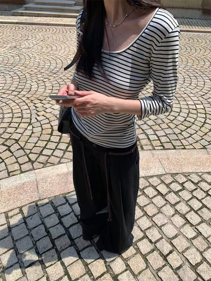 Simple inner fitted top