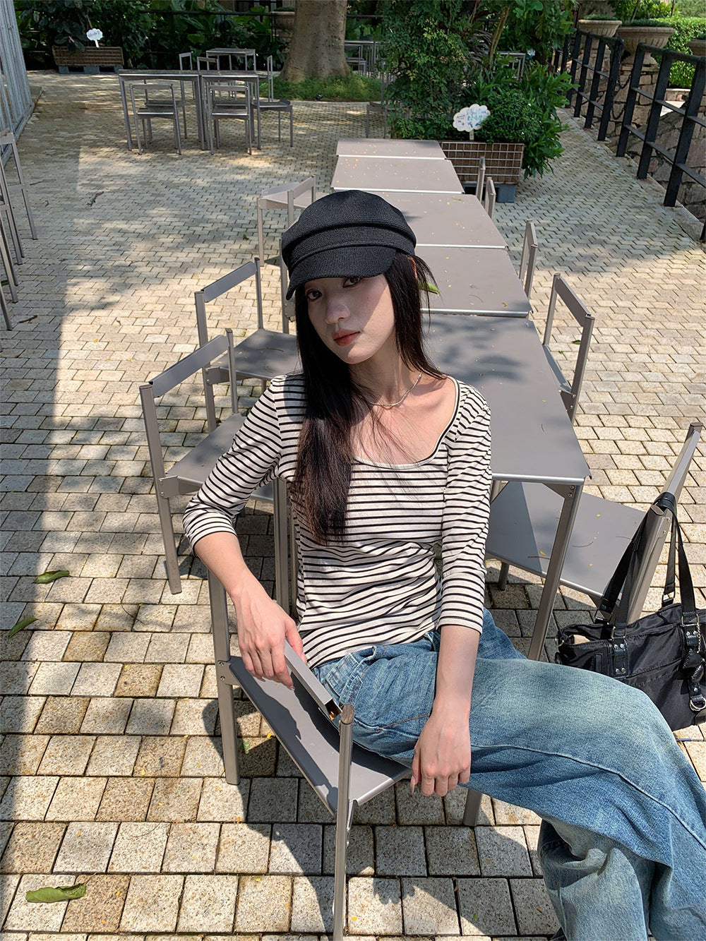 Simple inner fitted top