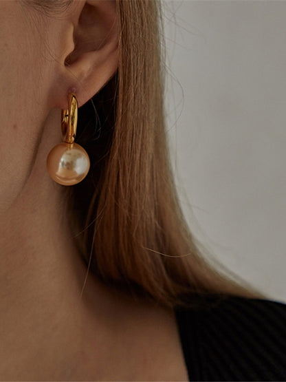 Simple large pearl earrings