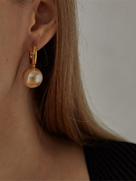 Simple large pearl earrings