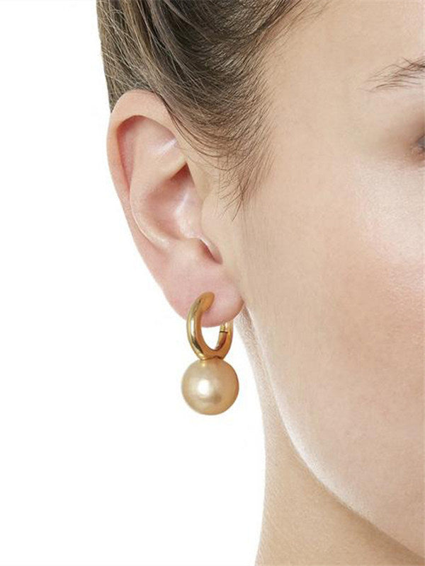 Simple large pearl earrings