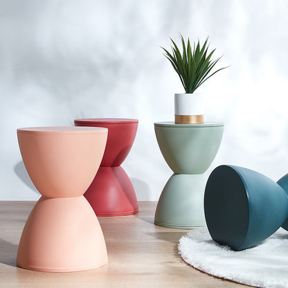 Simple modern round chair
