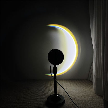 Simple moon projection lamp