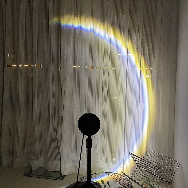 Simple moon projection lamp