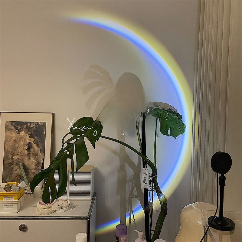 Simple moon projection lamp
