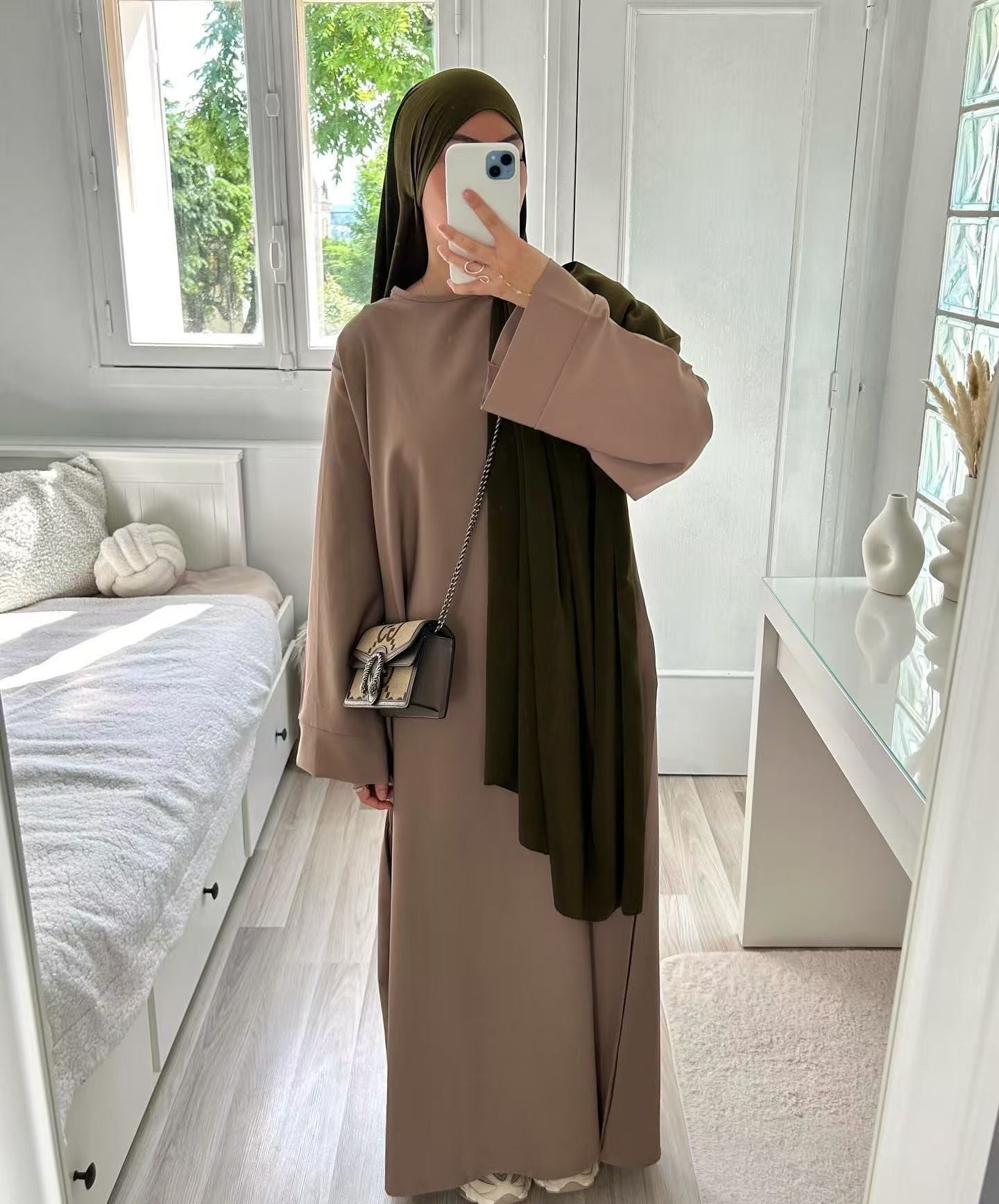 Simple solid-color long robe dress