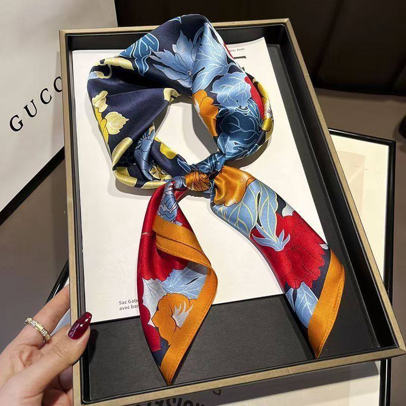 Simulated silk mulberry silk scarf