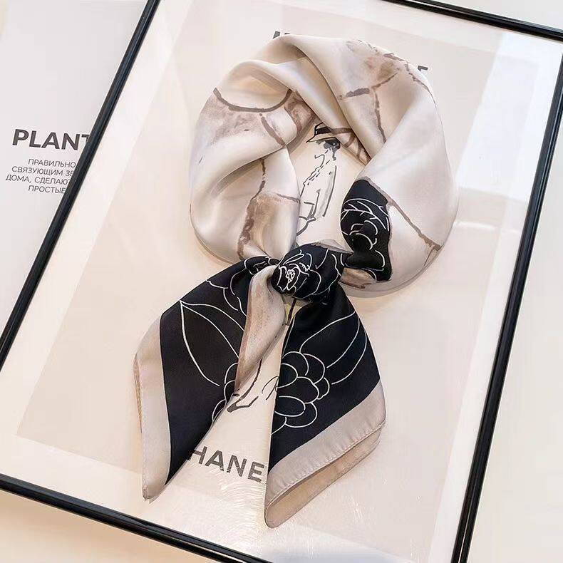 Simulated silk mulberry silk scarf