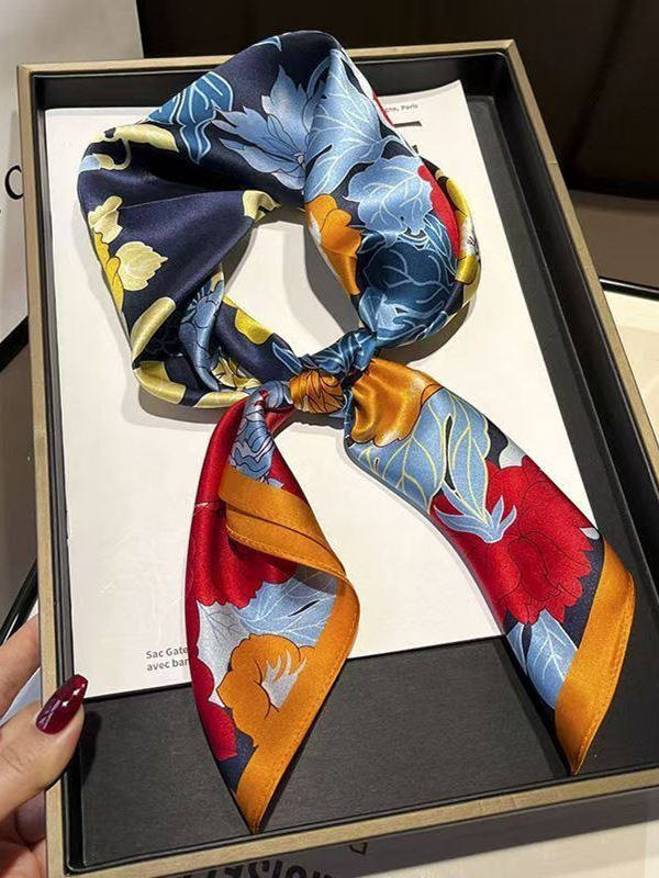 Simulated silk mulberry silk scarf