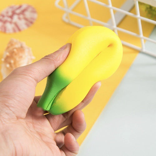 Simulation banana squeeze toy