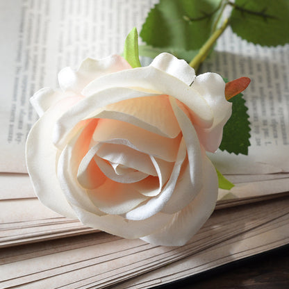 Simulation of flannel roses