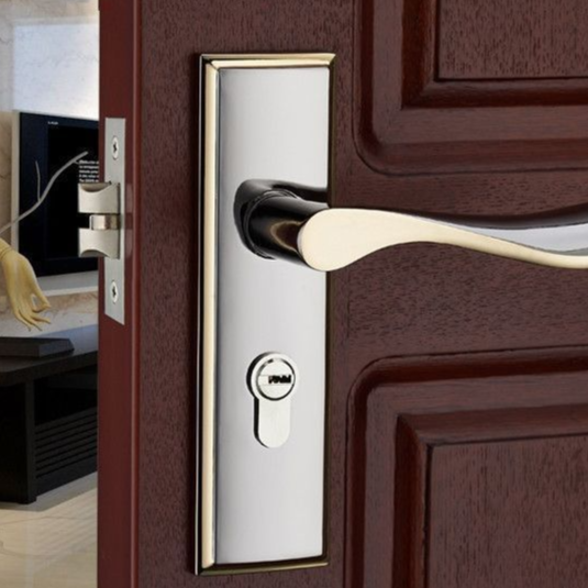 Single-bolt door lock