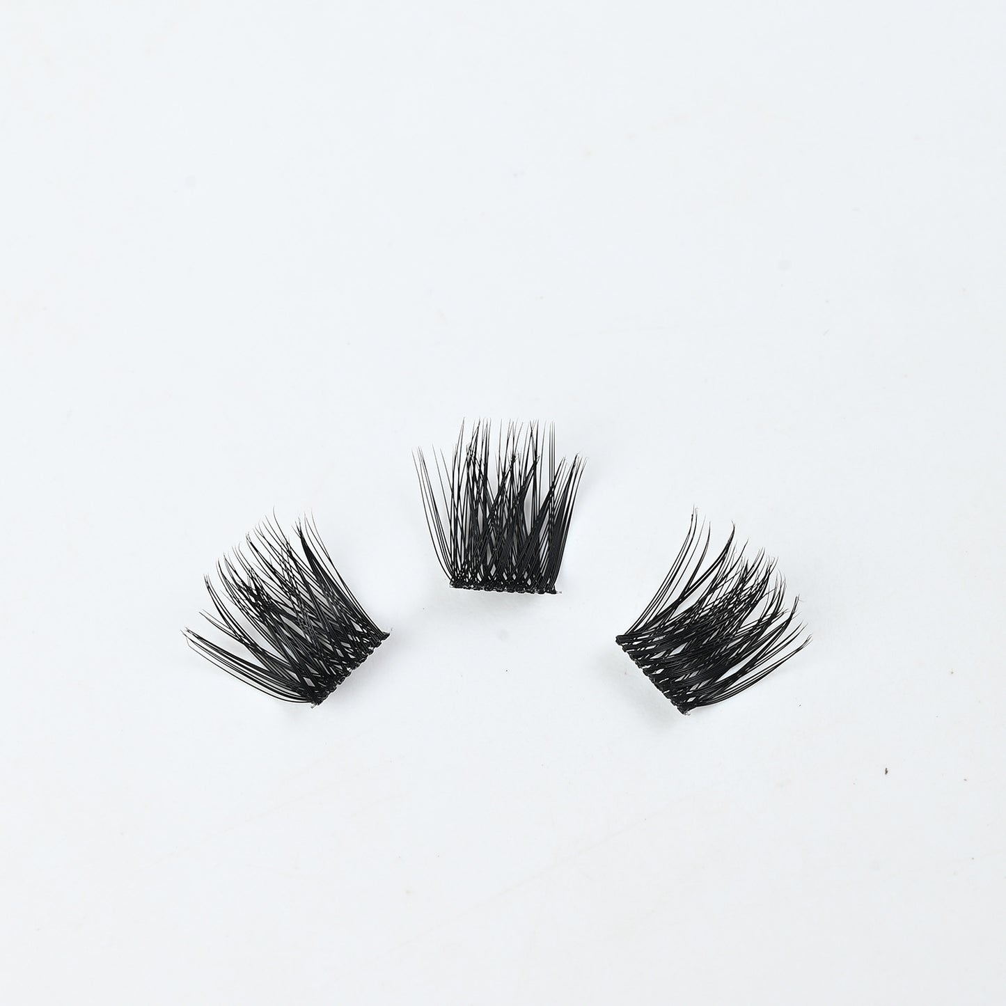 Single false eyelash