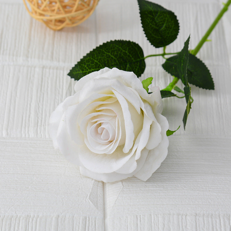 Single flannel artificial flower