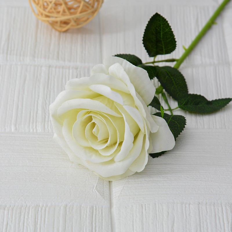 Single flannel artificial flower