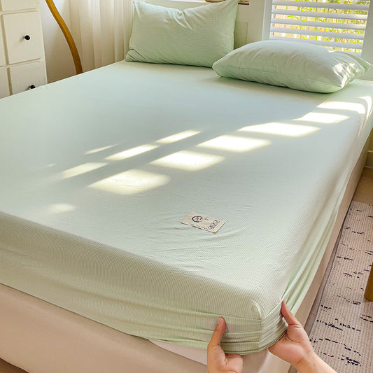 Single-piece bed cover